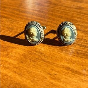 Vintage Cameo Cufflinks